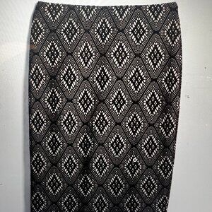 NWT Renee C Elvira Lace Pencil Skirt